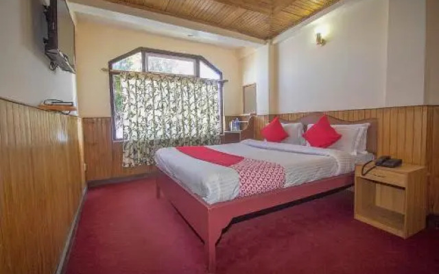Monarch Hotel By OYO Rooms