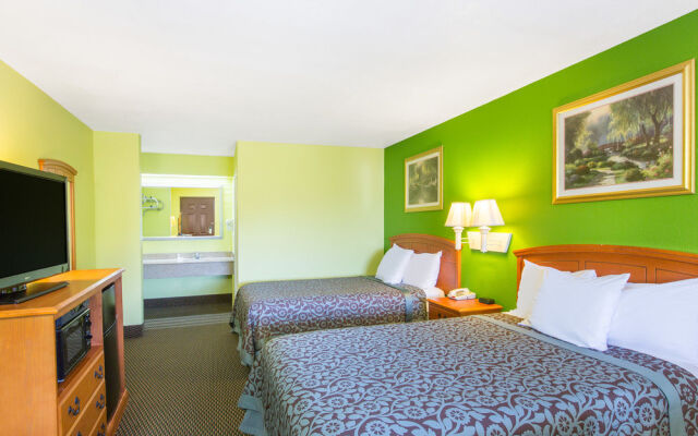 Days Inn Fulton