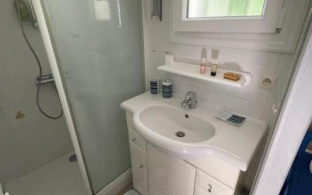 Adorable petite maison à 400m de la mer