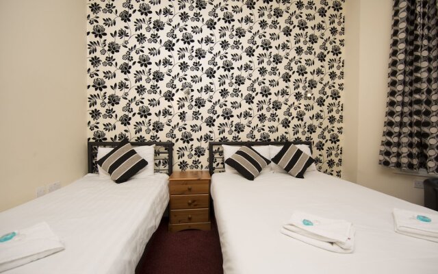 Royal Guest House by Saba