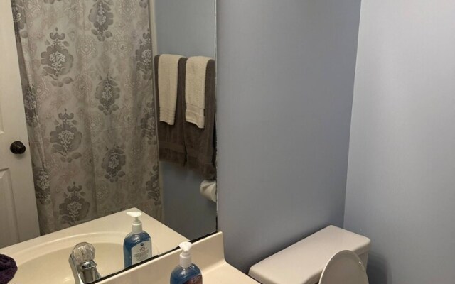 Cute Condo Near Cone Health