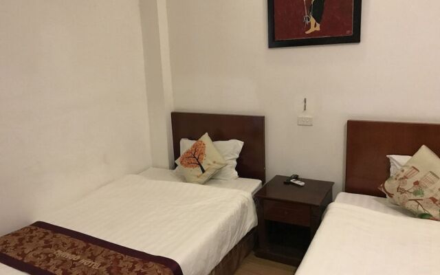 Oyo 1005 Palace Hotel