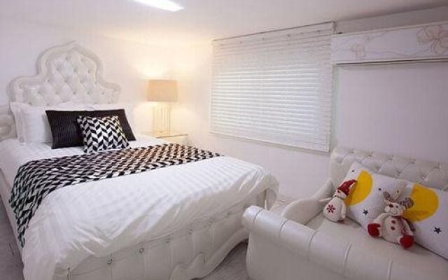 Gapyeong Claire Spa Pension