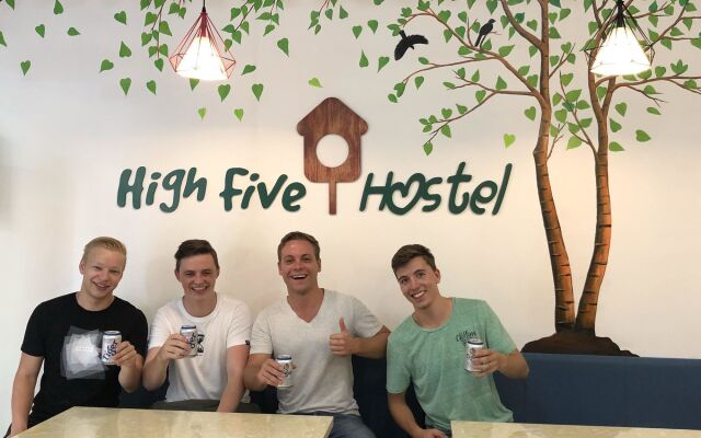 Hanoi High Five Hostel