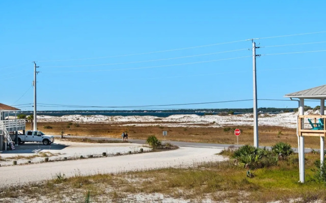 Pelican Point 2 Bedroom Townhouse by RedAwning