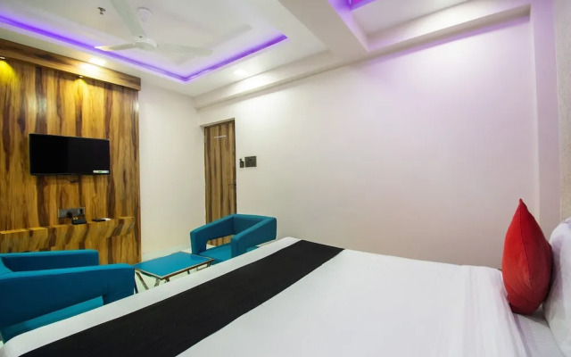 Capital O 60412 Hotel Orion Crystal