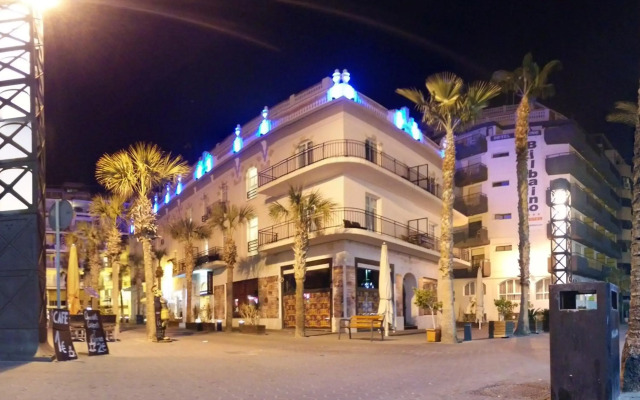 Apartamentos Senabre Palais