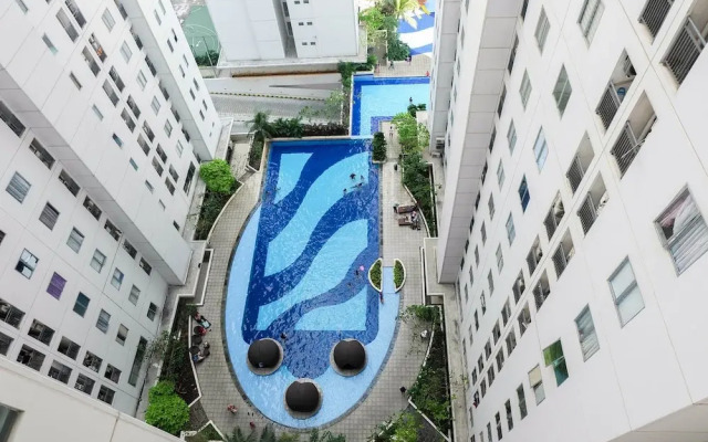 Best Deal Bassura Studio Apartment