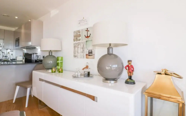 Apartment No.21