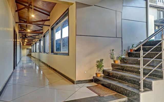 Hotel Lake Paradise