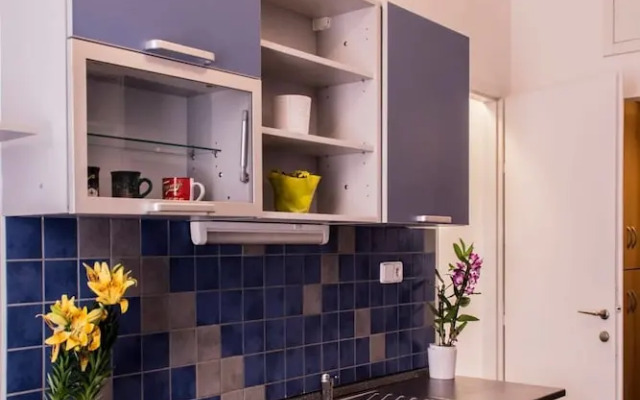 Exclusive Riverside Apartment In Heart Of Prague