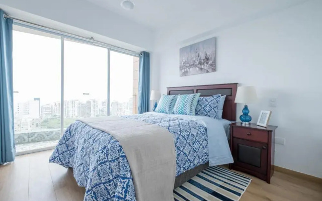 Modern 1 BR Barranco Apartment High Floor