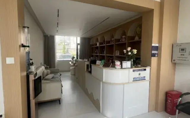 Guangqi Hostel