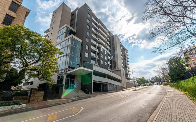 The Apex on Smuts Luxury Apartments