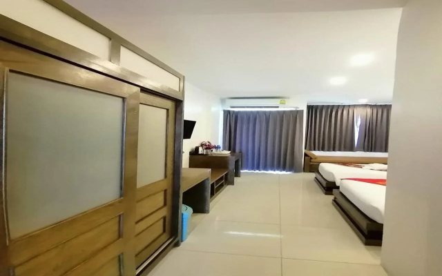 NJ Patong Hotel