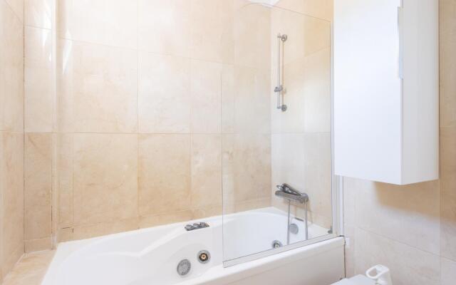 Home2Book Stunning Villa Raquel, Pool & View