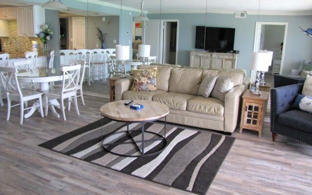 Beach House Condos by Crystal Waters