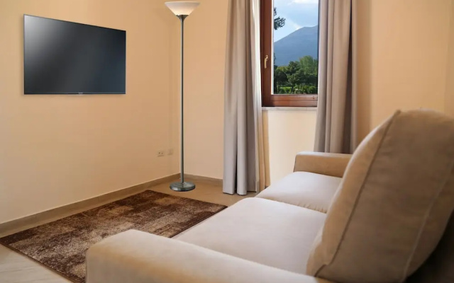 La Vie en Rose Residence
