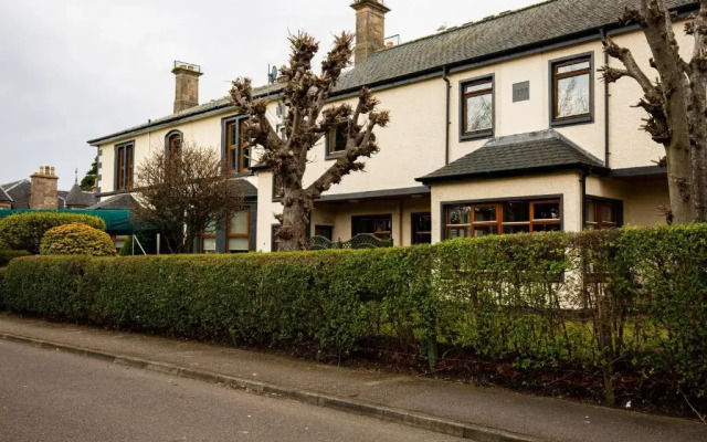 West End Hotel