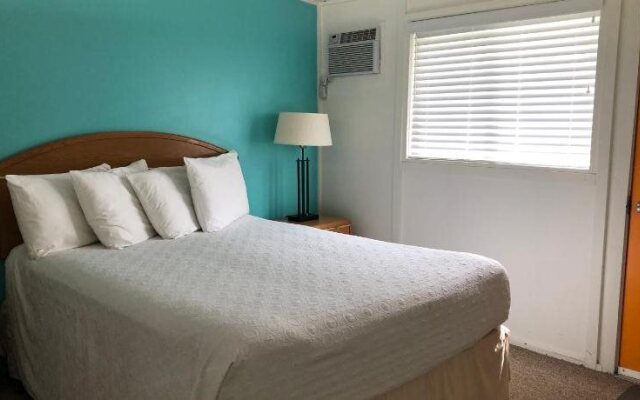 Holiday Beach Resort Motel