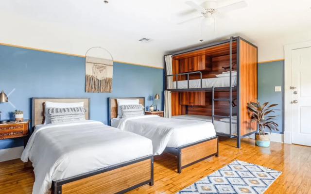 Miami River Inn