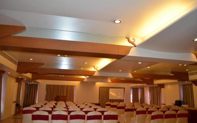 Hotel Deccan Royaale
