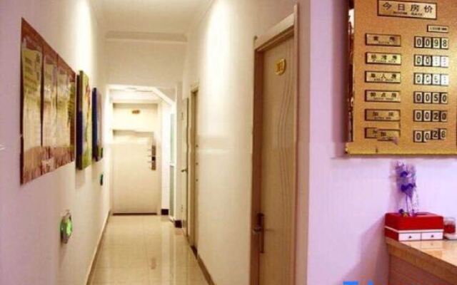 Xin'gangwan Express Hotel