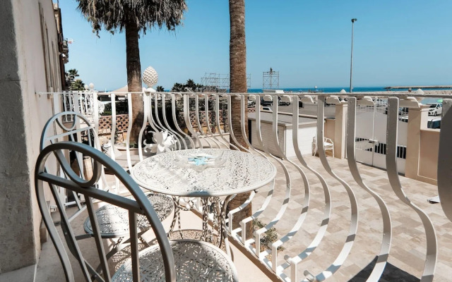 Marina Homes Deluxe 2