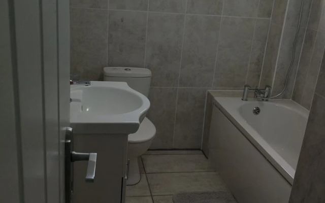 Bluewater House - Immaculate 4-bed in Greenhithe