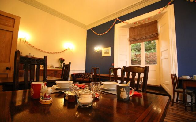 Laston House