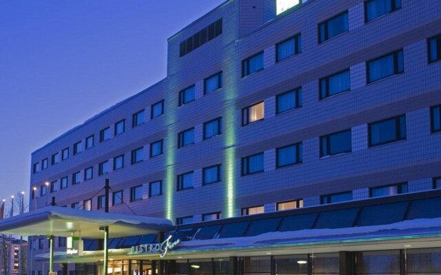 hotelImage
