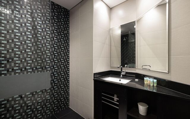 Stunning 1-bed in the Iconic Cayan Tower