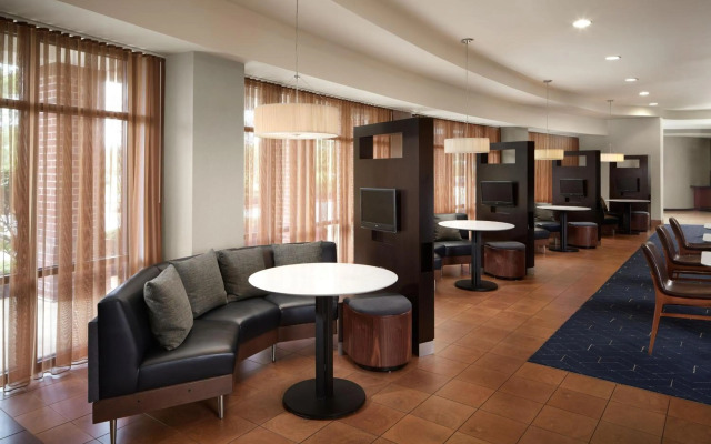 Courtyard by Marriott Winchester