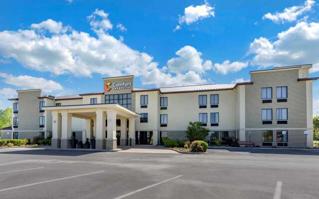 Comfort Inn & Suites Lincoln Talladega I-20