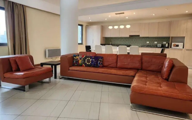 Kora Hotel Suites
