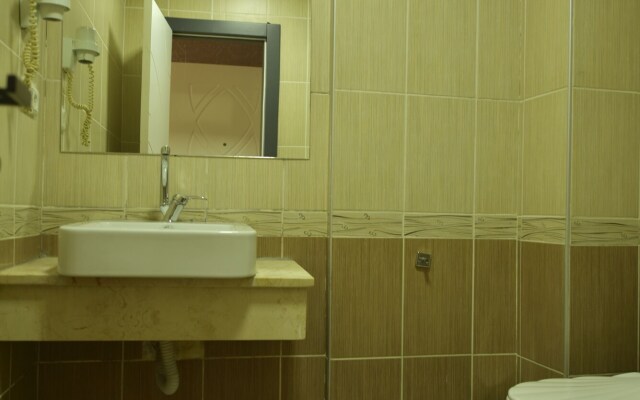 Omega Luxx Hotel - Boutique class