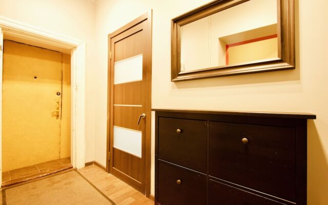 LUXKV Apartment on Prechistenka 17