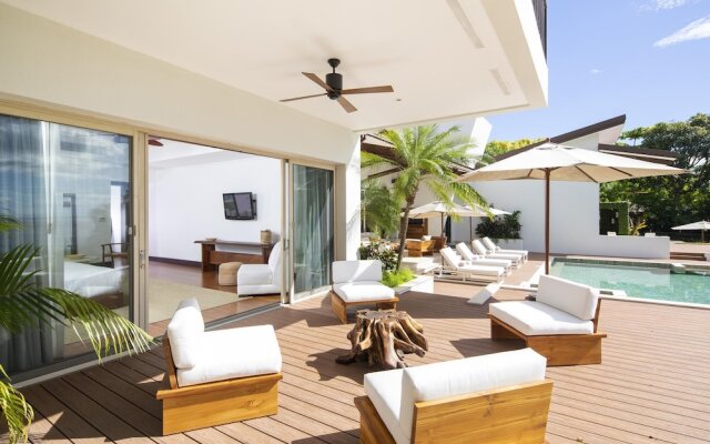 Villa Belvedere Ocean Views up to 12 Guests