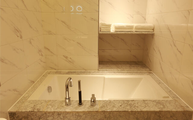 Aulicare Collection Hotel Harbin