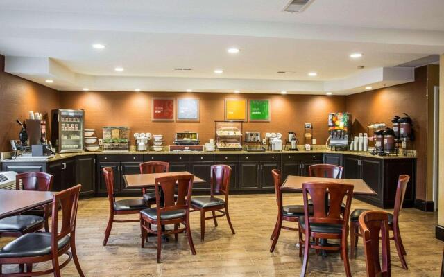 Comfort Inn Biltmore West
