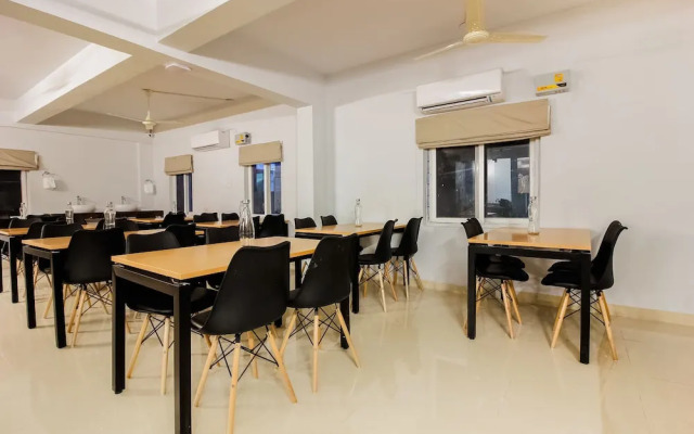Silverkey Execut. stays 28060,Gachibowli,JV colony
