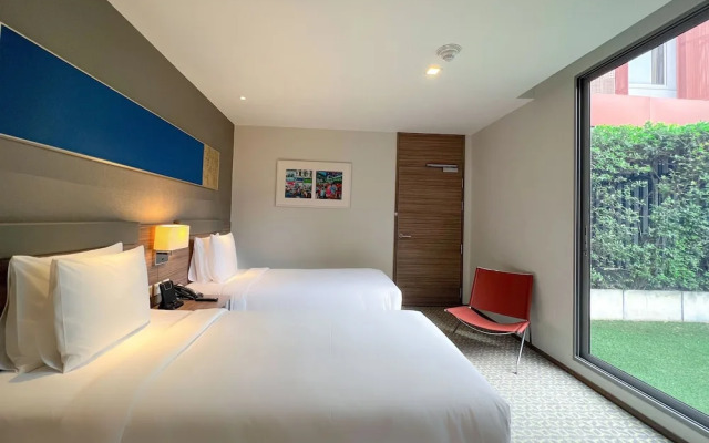 Holiday Inn Express Bangkok Sathorn