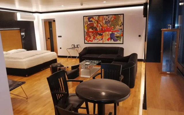 Andromeda Downtown Residence
