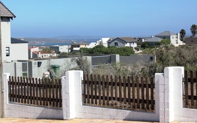 10 Ocean Pebble Self catering