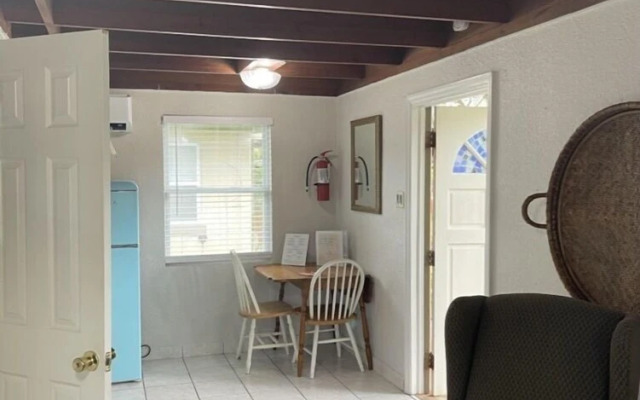 Nature Coast Inn and Cottages