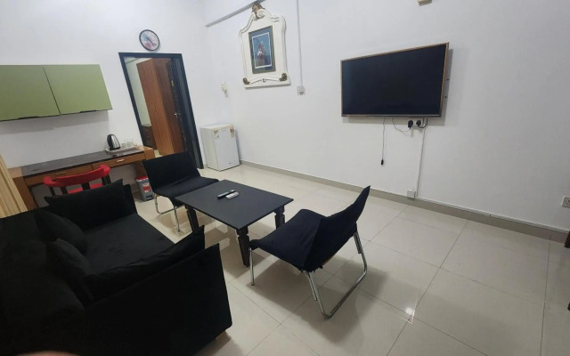 Qurum Beach Hotel