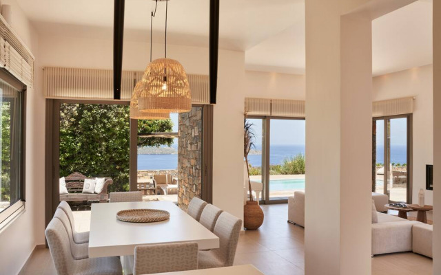 Breathtaking Views 4 Bedroom Villa