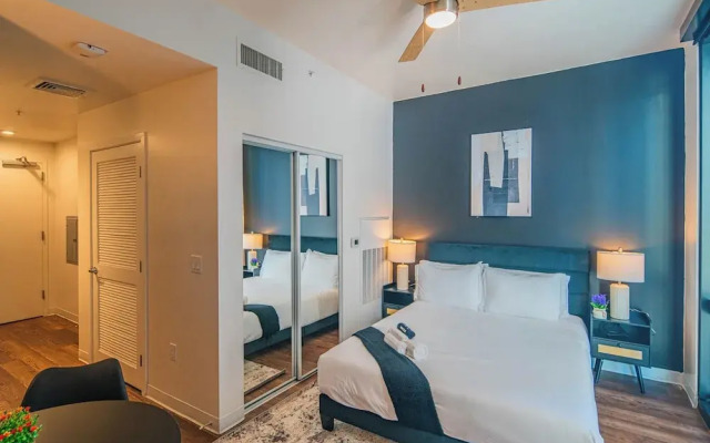 ROVE LIVING/KB - Joy on 4th