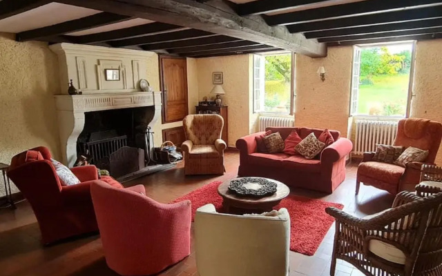 Beautiful Holiday Home With Private Pool