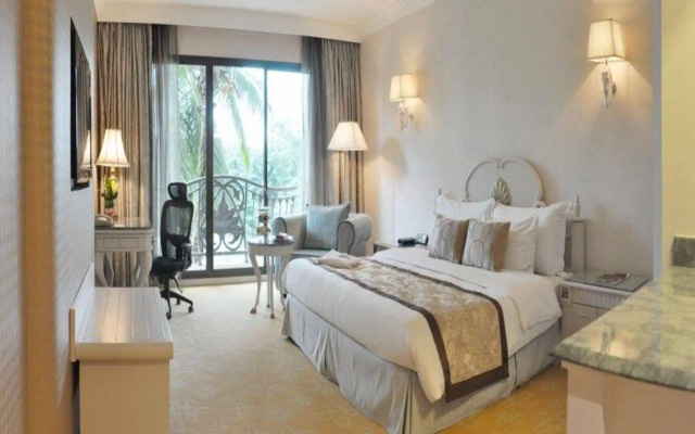 Palace Of The Golden Horses Hotel